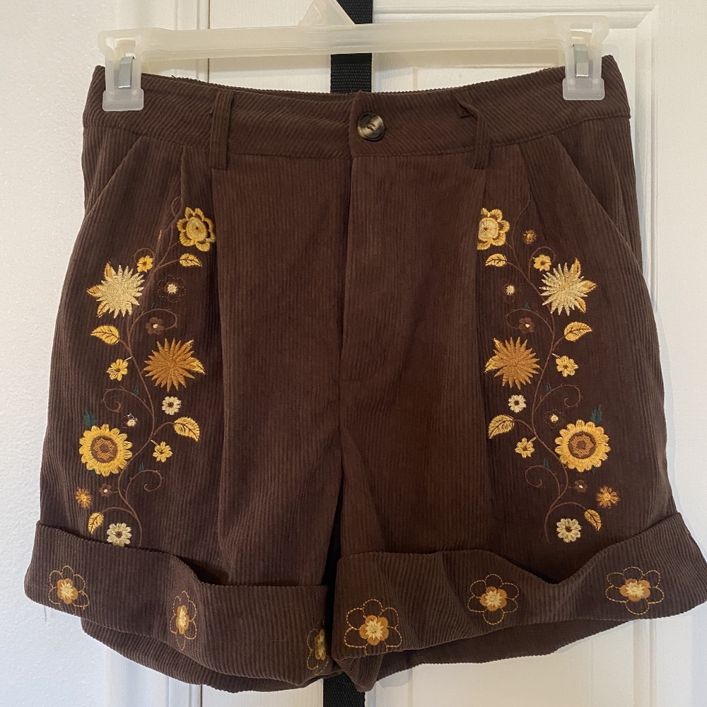 Romwe Embroidered Brown Corduroy Women Shorts